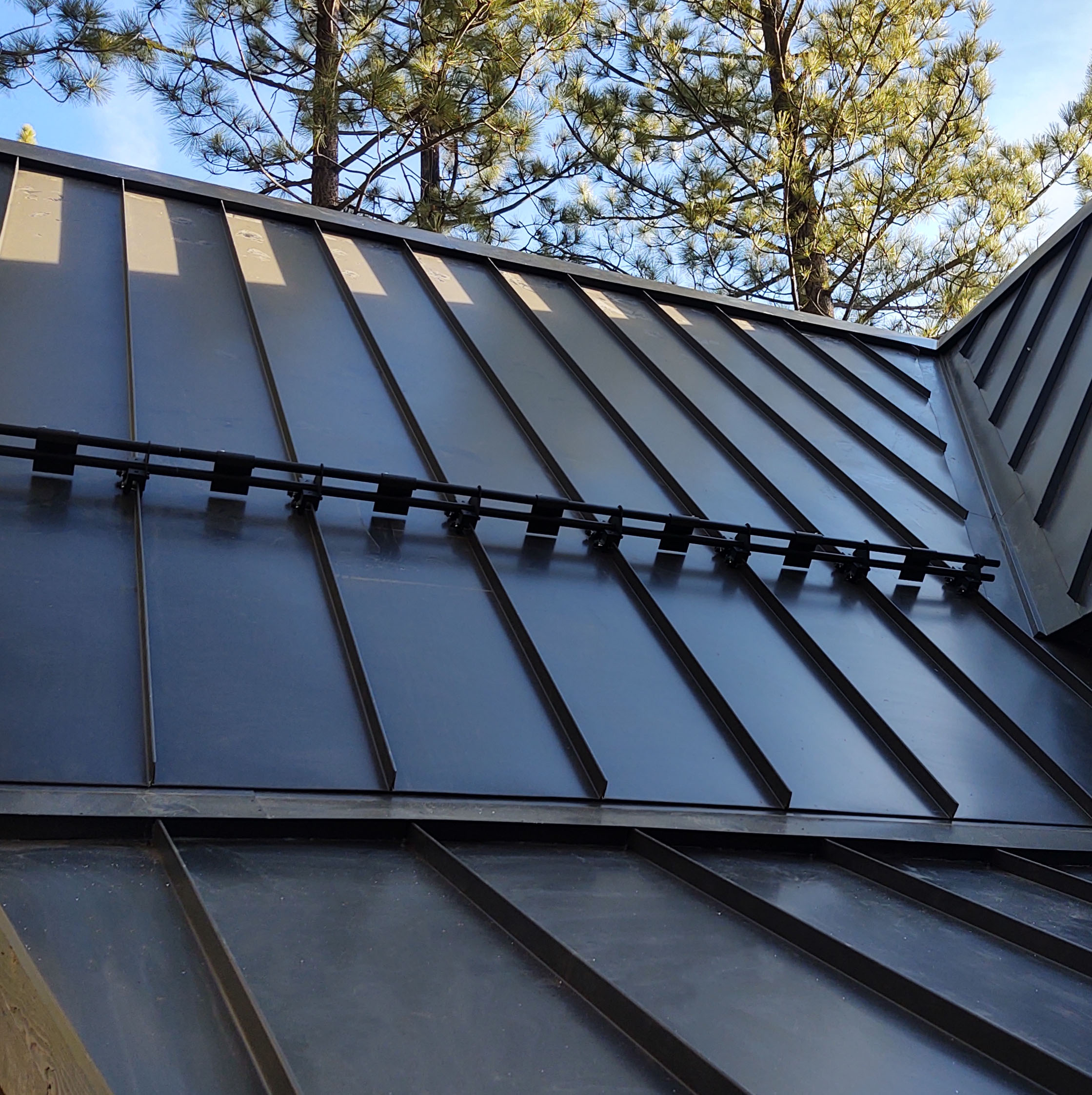 Snap-Lock vs Mechanical Seam Standing Seam in New Augusta